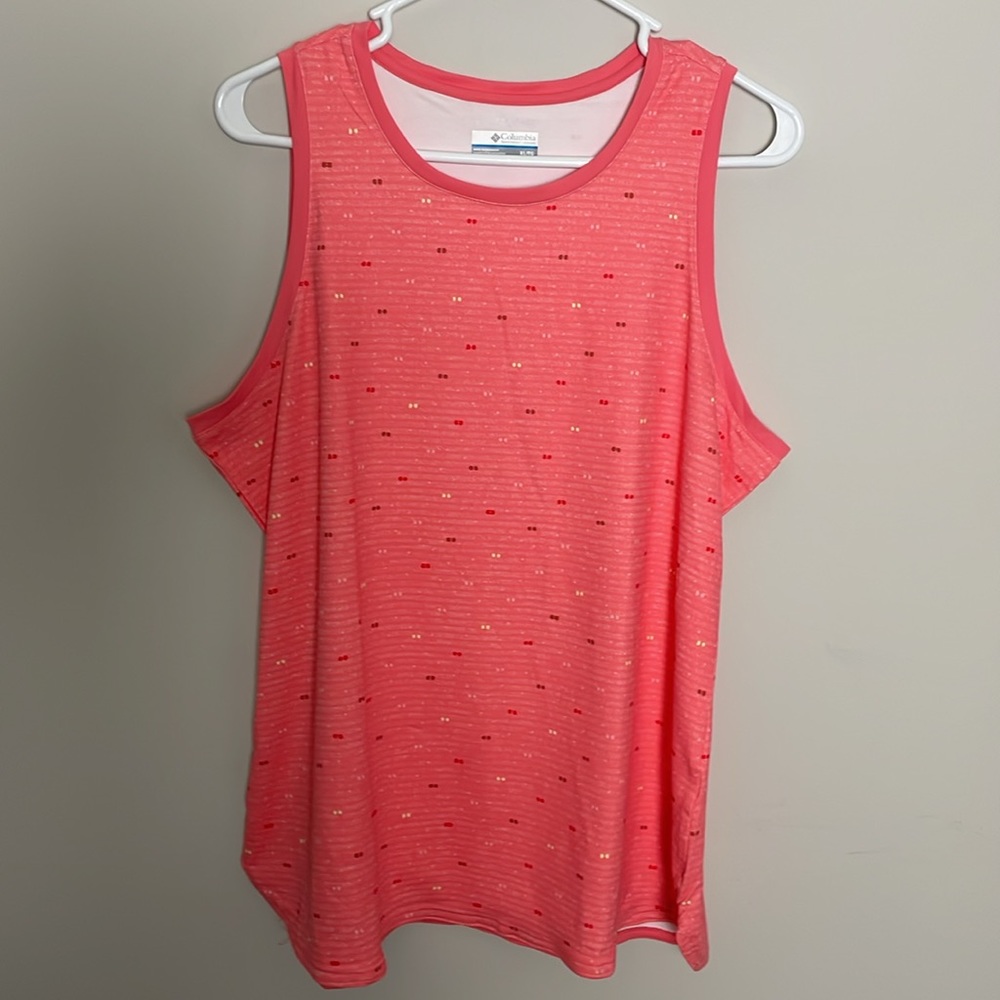 Columbia Peach Tank- polka dot print- XL